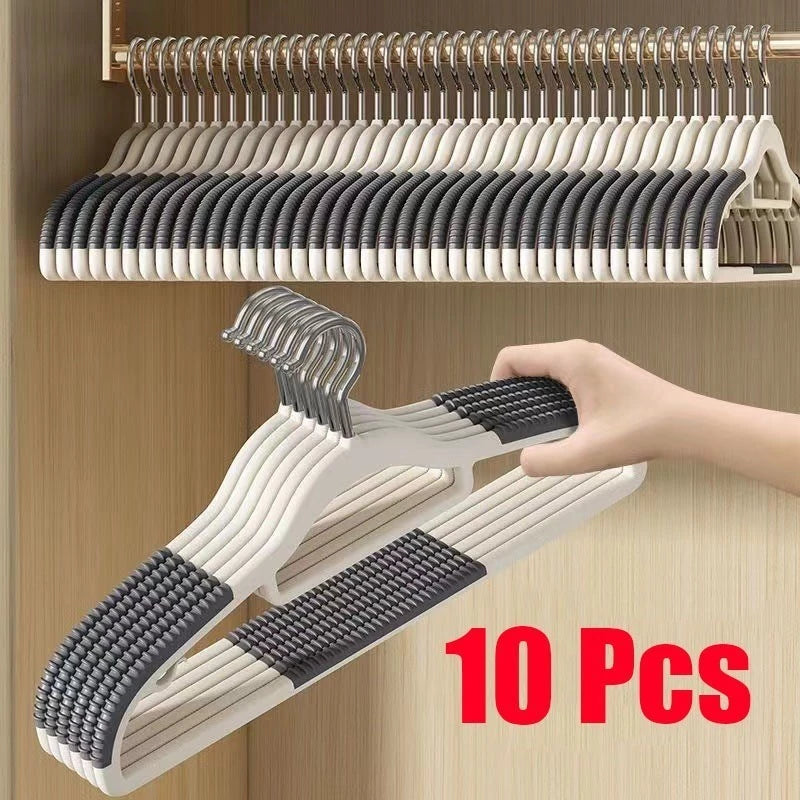 Non-Slip Heavy Duty Plastic Clothes Hangers (10pcs/set)